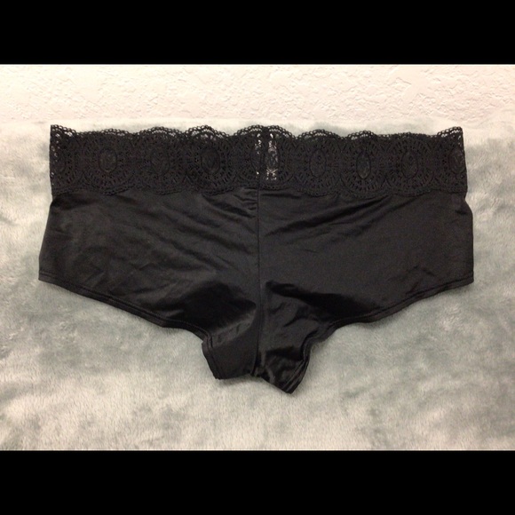 Victoria’s Secret Panties - Picture 2 of 3